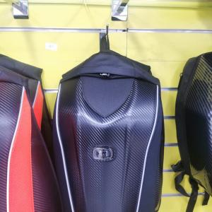 شنطة ظهر للدراجات النارية (كاربون فايبر)