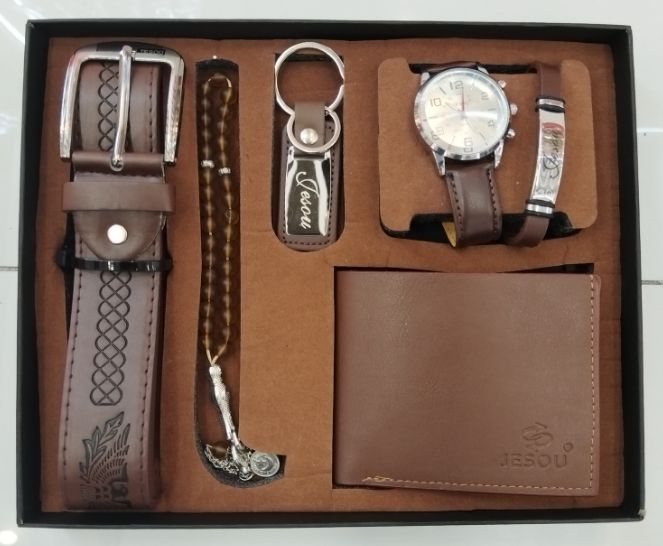 طقم إكسسوارات رجالي فاخر