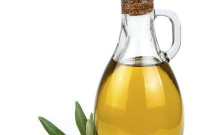 محلات بيع زيت الزيتون في عمان: دليل شراء زيت الزيتون الأصلي في الأردن