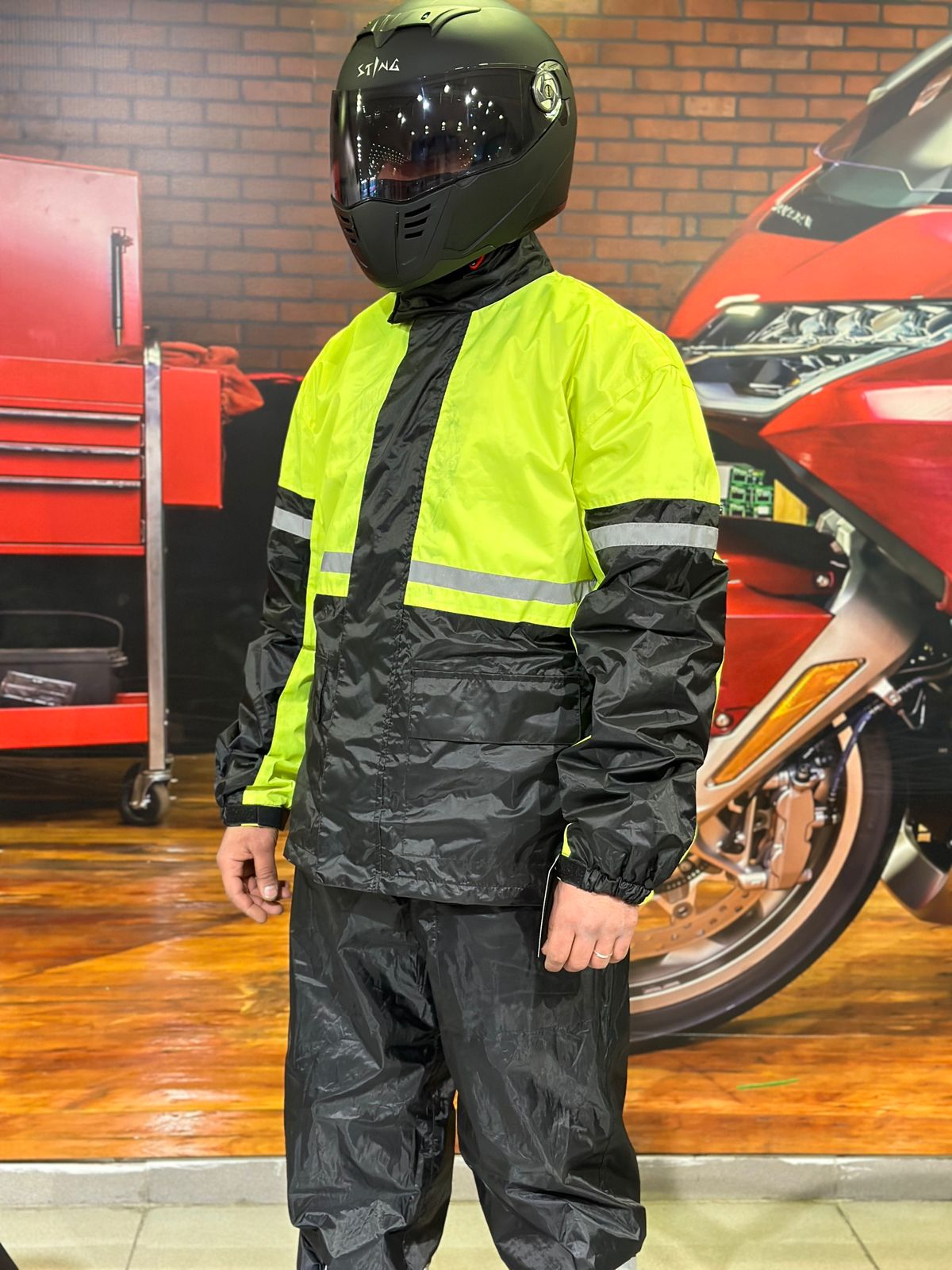 بدلة مطرية BLACK BIKE