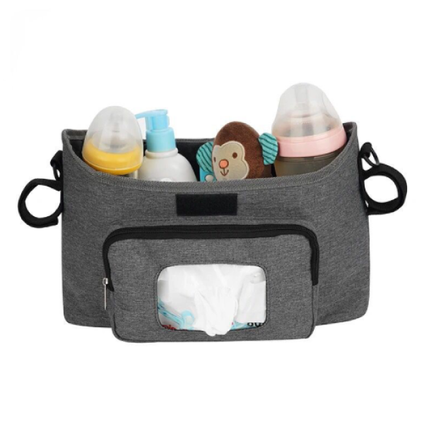 منظم أغراض على عرباية الطفل