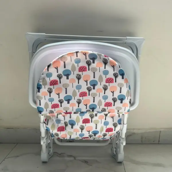 طاولة طعام فاخر