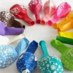 باقة البالونات المتعددة الألوان