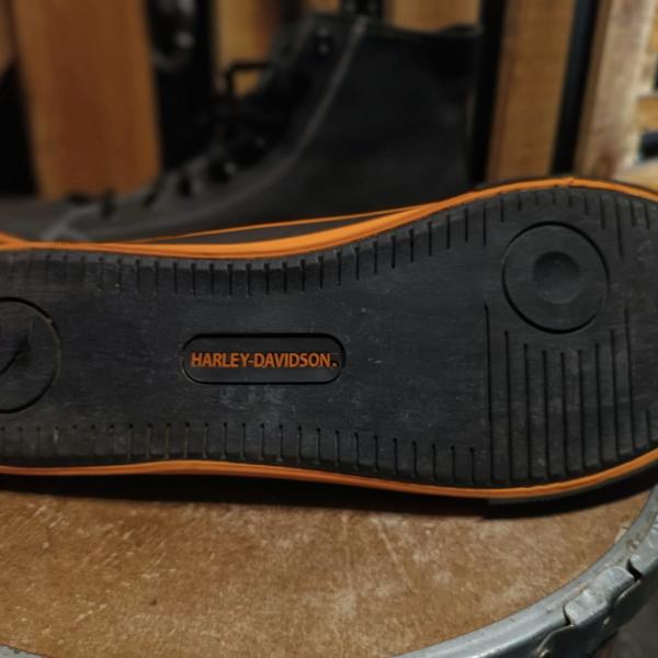 حذاء هارلي كتان