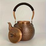 غلاية شاي نحاسية نقية مصنوعة يدويًا