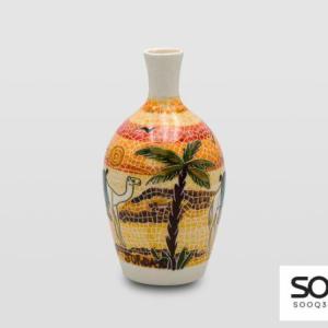 مزهرية مشغولات خزفية بادية ونخلة الغروب