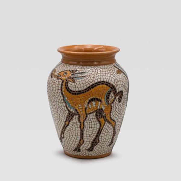 مزهرية مشغولات خزفية غزال