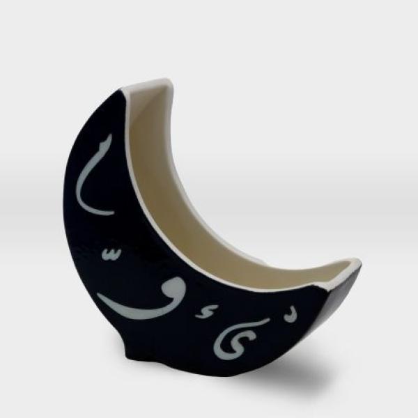 متكة مشغولات خزفية خط عربي