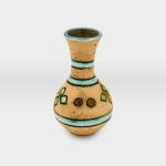 مزهرية مشغولات خزفية زخارف