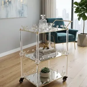 عربة الضيافة الكريستالية