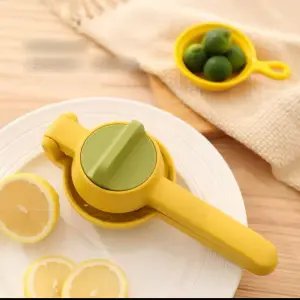 عصارة ليمون يدوية بتصميم عصري