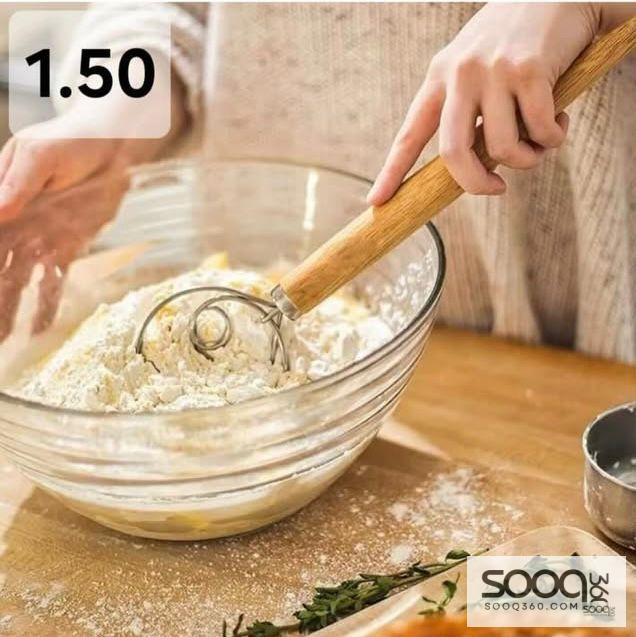 خفاقة العجين اليدوية