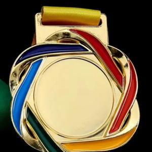 ميدالية رياضية بتصميم أنيق ولمسة فخمة