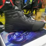 حذاء دراجة نارية