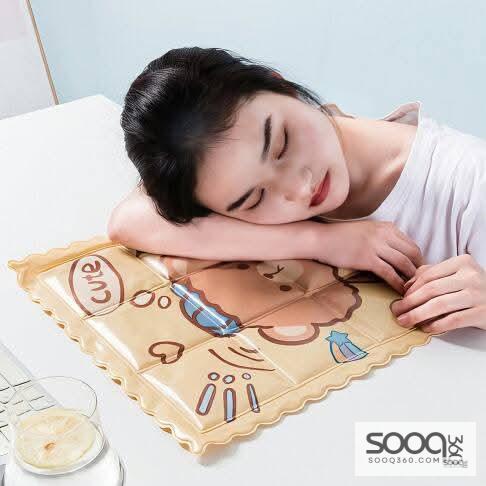 وسادة تبريد من الجل