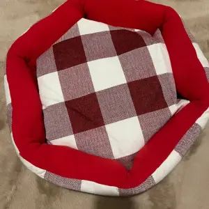 سرير الحيوانات للقطط و كلاب صغيرة