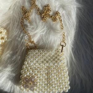 شنطة خرز لولي حجم صغير