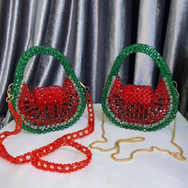 شنطة خرز شكل البطيخة حجم وسط