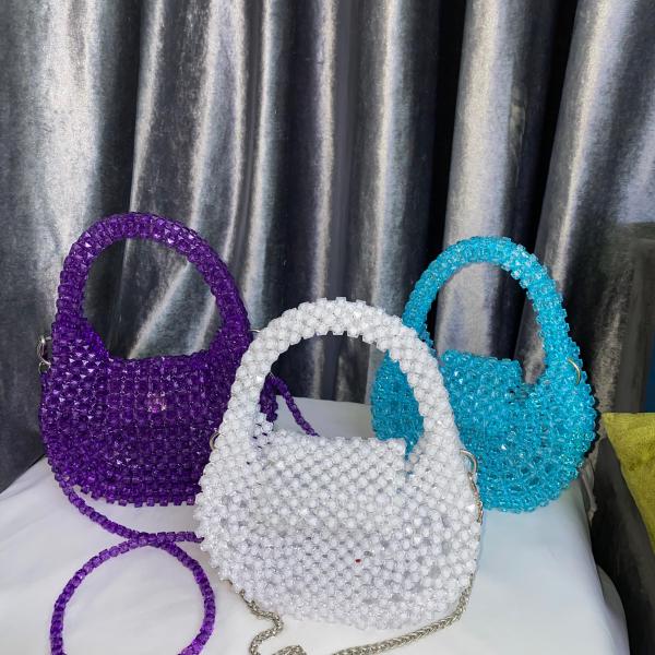 شنطة خرز صناعة يدوية الوان مختلفة